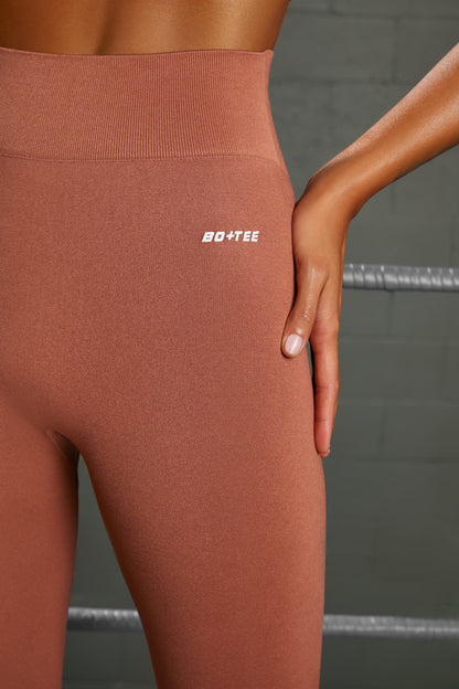 Surge Petite Curved Waist Seamless Leggings in Rust