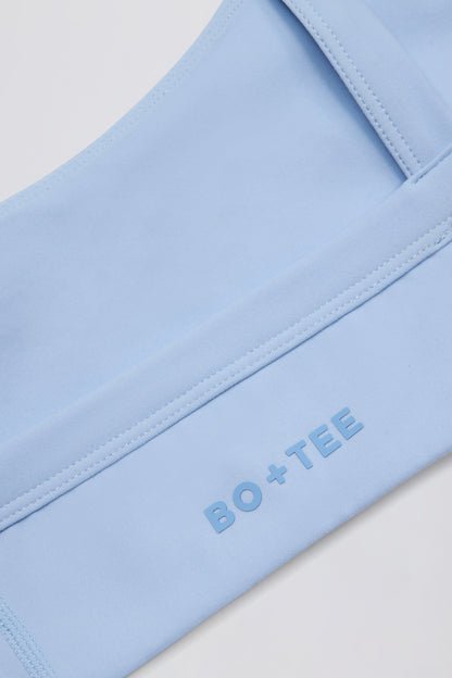 Soft Active Contrast-Trim Sports Bra in Sky